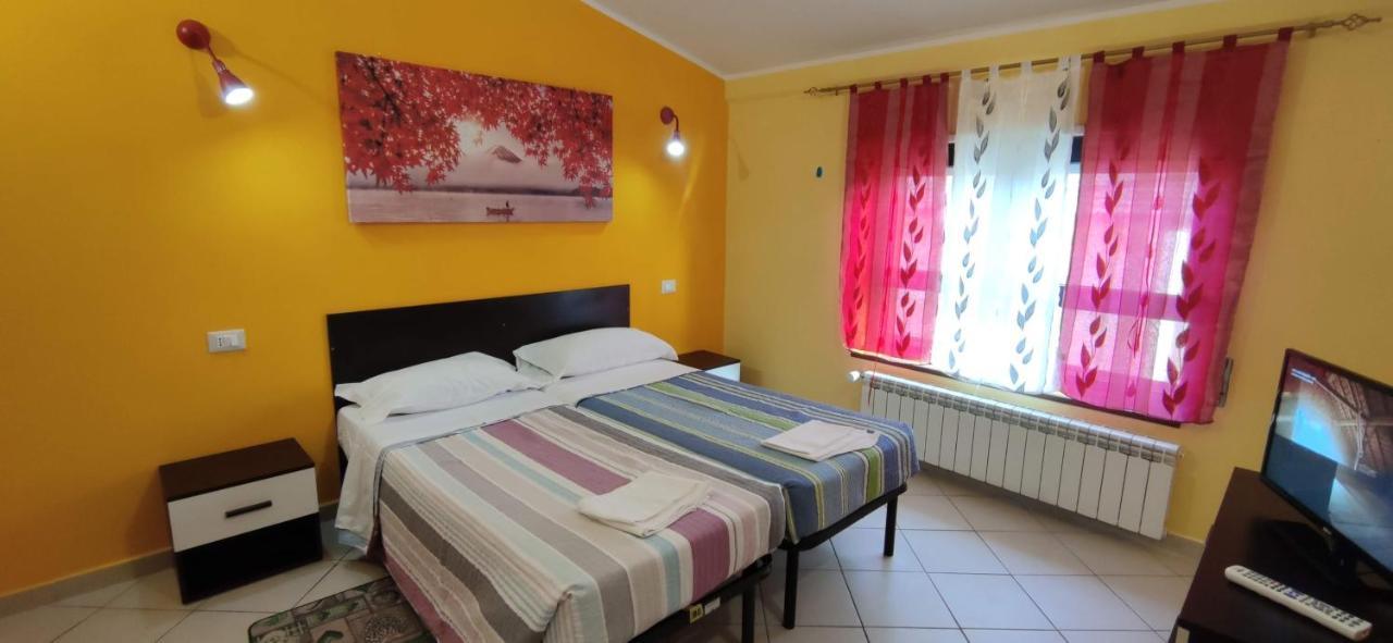 Poggio Picenze Complesso Turistico Aurora - Appartamenti מראה חיצוני תמונה