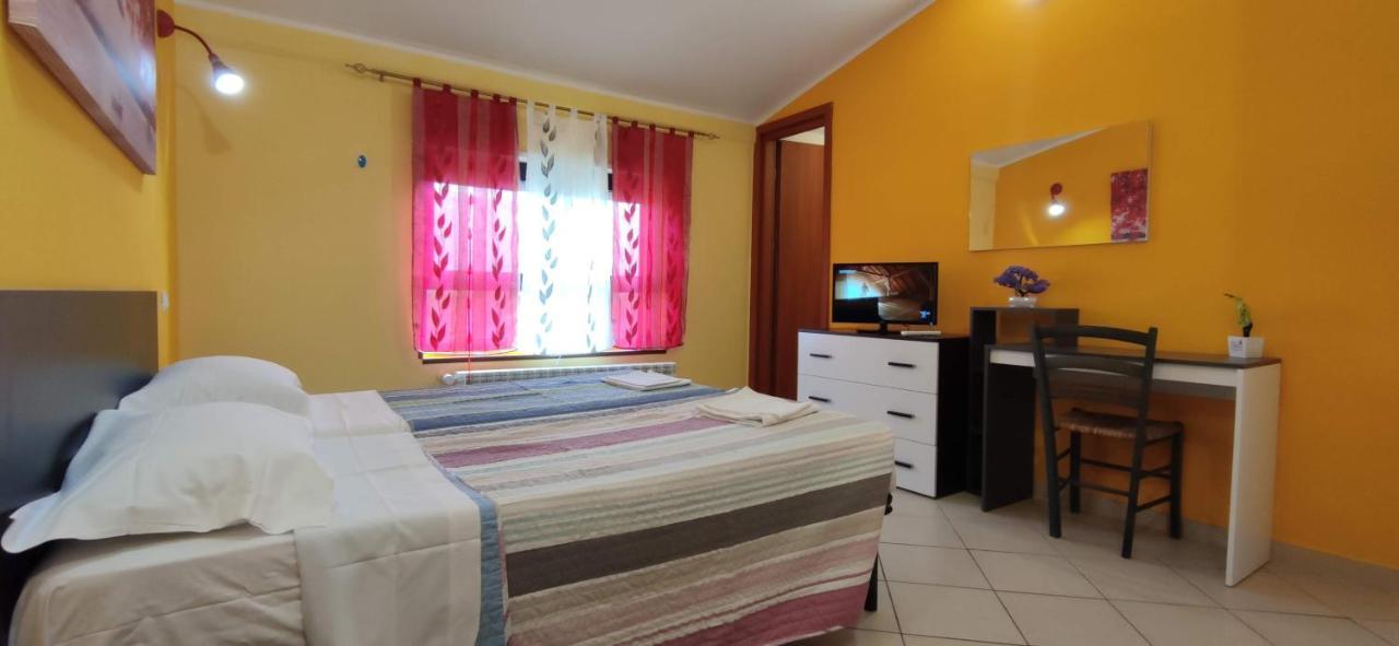 Poggio Picenze Complesso Turistico Aurora - Appartamenti מראה חיצוני תמונה
