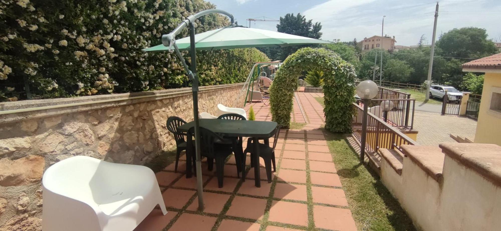 Poggio Picenze Complesso Turistico Aurora - Appartamenti מראה חיצוני תמונה